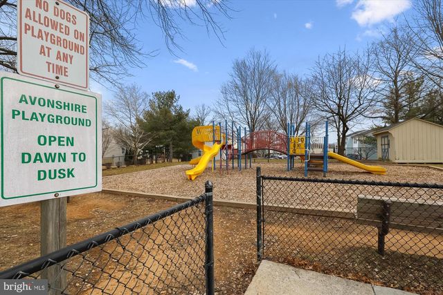 2839 SHEPPERTON TER, Silver Spring, MD 20904