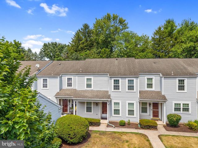 704 CAMBRIDGE CT U-0037, Palmyra, PA 17078