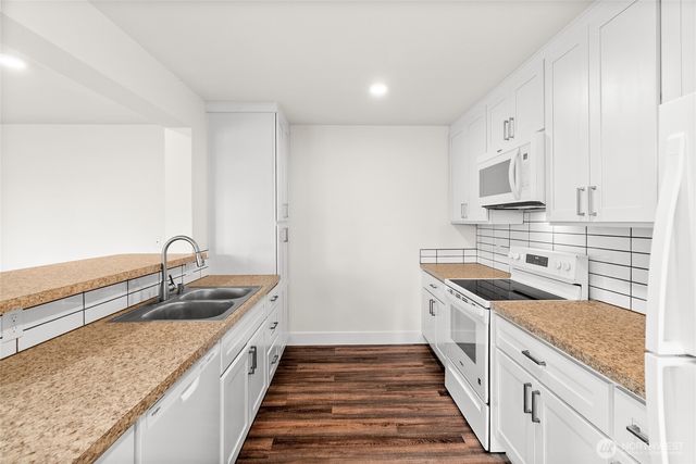 6730 S Proctor Street, Tacoma, WA 98409