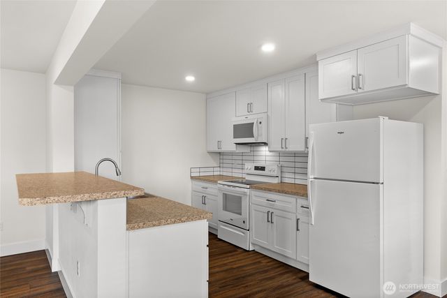 6730 S Proctor Street, Tacoma, WA 98409