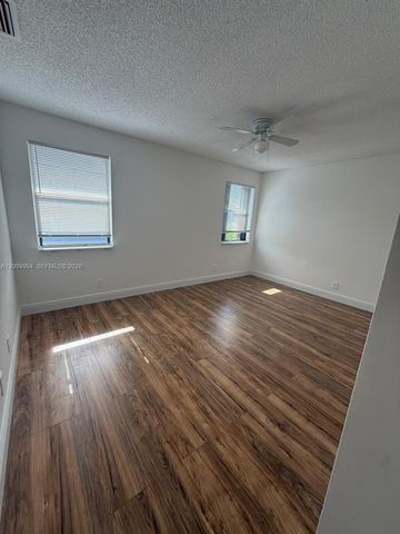 16413 Grape Way, Delray Beach, FL 33484