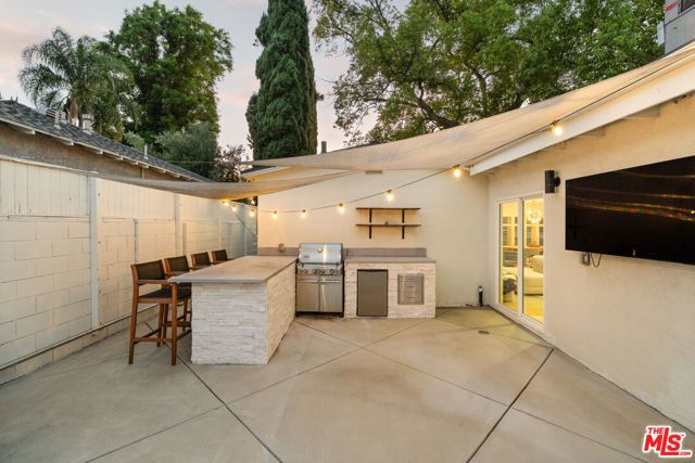 5758 Tobias Avenue, Sherman Oaks, CA 91411