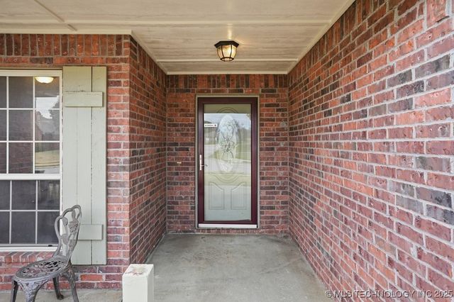 1264 E 145th Place, Glenpool, OK 74033