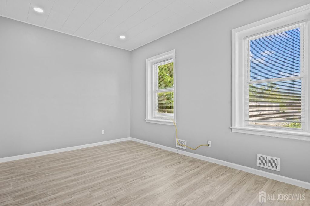 107 Macarthur Avenue 1, Sayreville, NJ 08872