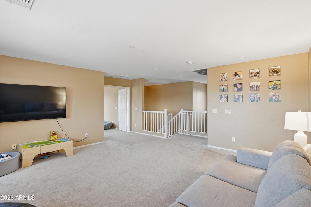 8357 W SAN MIGUEL Avenue, Glendale, AZ 85305 — photo 4