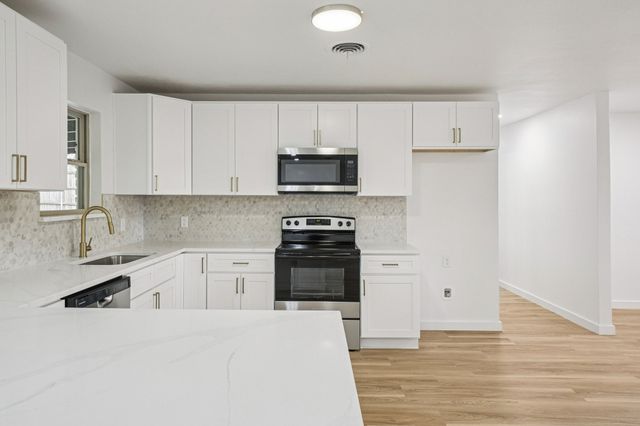 5905 Walraven Circle, Fort Worth, TX 76133