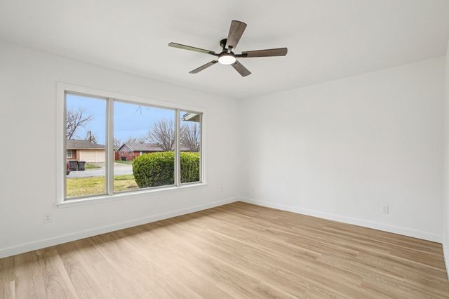 5905 Walraven Circle, Fort Worth, TX 76133