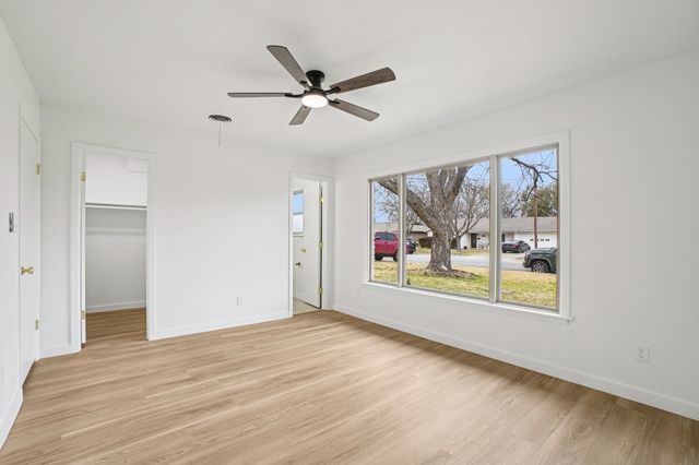 5905 Walraven Circle, Fort Worth, TX 76133