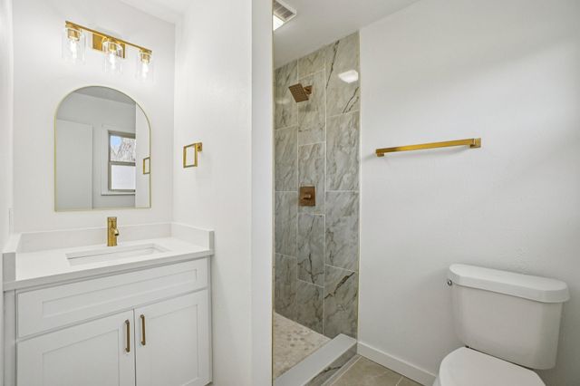 5905 Walraven Circle, Fort Worth, TX 76133