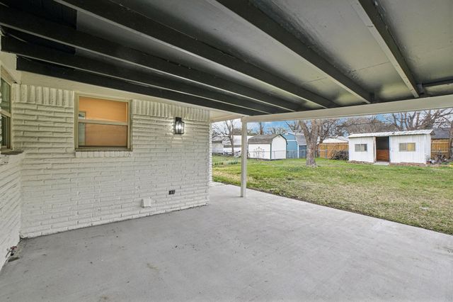 5905 Walraven Circle, Fort Worth, TX 76133