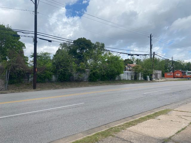 204 S 75th Street, Houston, TX 77011