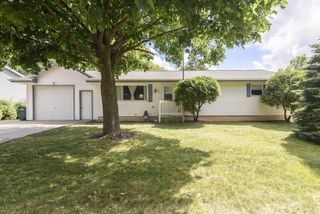 443 Raintree DRIVE, Fort Atkinson, WI 53538