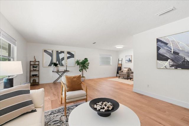1019 NW 36TH ROAD, Gainesville, FL 32609