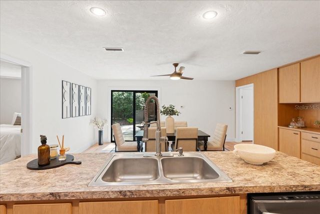 1019 NW 36TH ROAD, Gainesville, FL 32609
