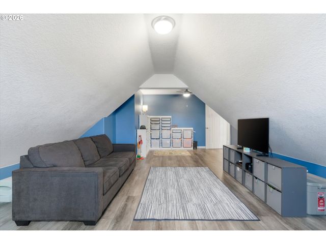 16130 Nw RAMONA Dr, Beaverton, OR 97006