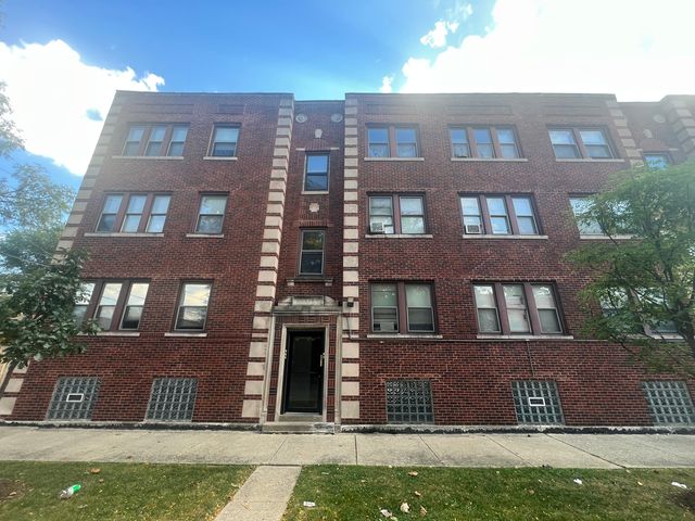 239 E 108th Street 2, Chicago, IL 60628