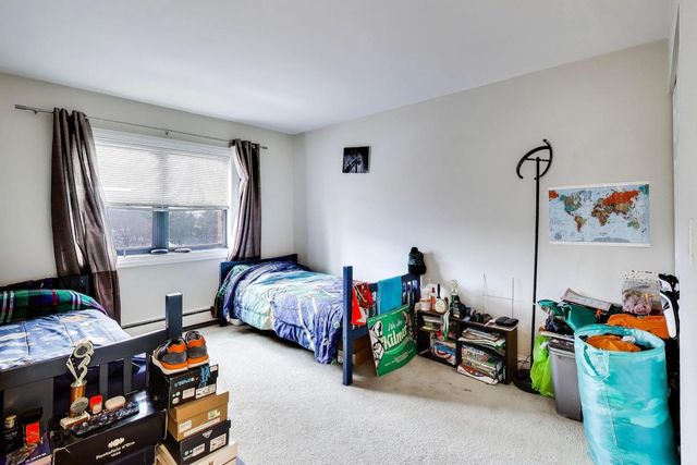 6400 N RIDGE Boulevard 402, Chicago, IL 60626