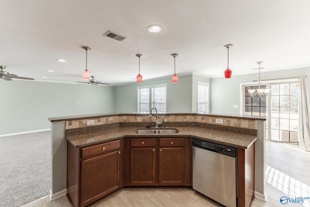 2487 Belltown Drive SW, Huntsville, AL 35803