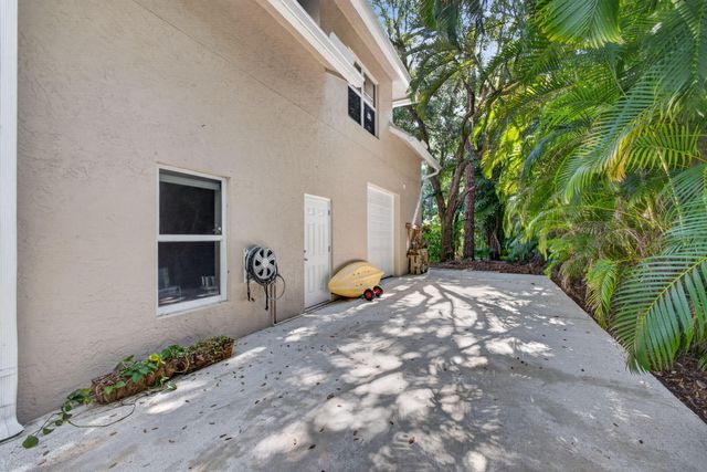 15678 95th Avenue N, Jupiter, FL 33478