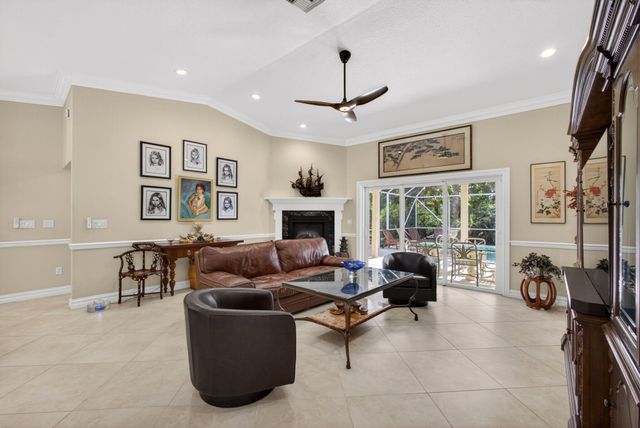 15678 95th Avenue N, Jupiter, FL 33478
