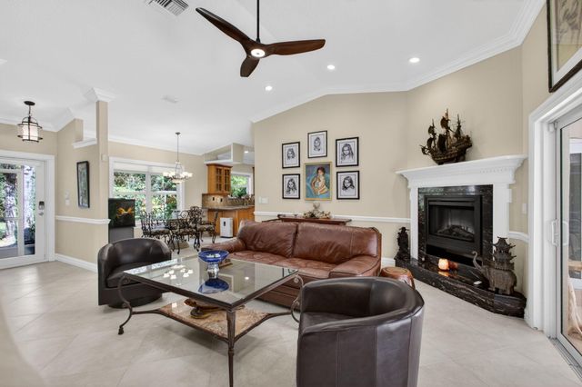 15678 95th Avenue N, Jupiter, FL 33478
