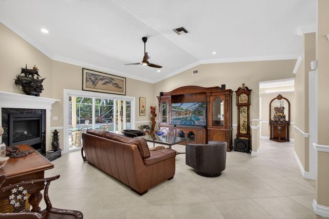 15678 95th Avenue N, Jupiter, FL 33478