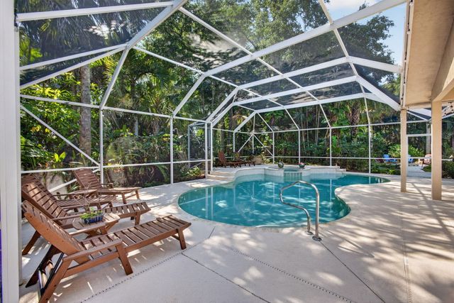 15678 95th Avenue N, Jupiter, FL 33478