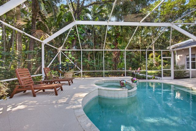 15678 95th Avenue N, Jupiter, FL 33478