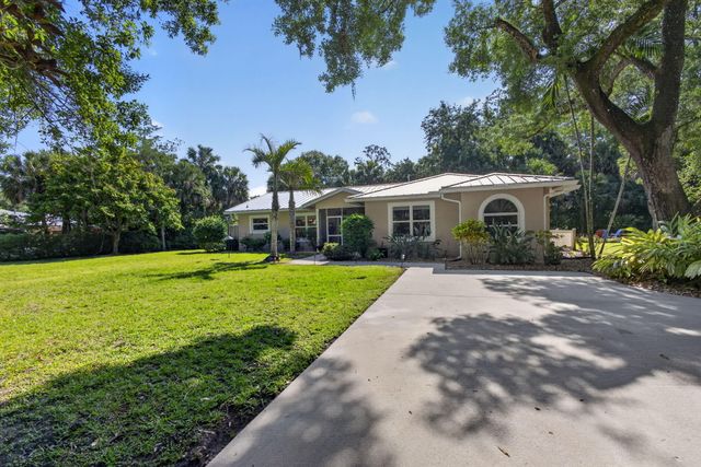 15678 95th Avenue N, Jupiter, FL 33478
