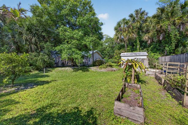 15678 95th Avenue N, Jupiter, FL 33478