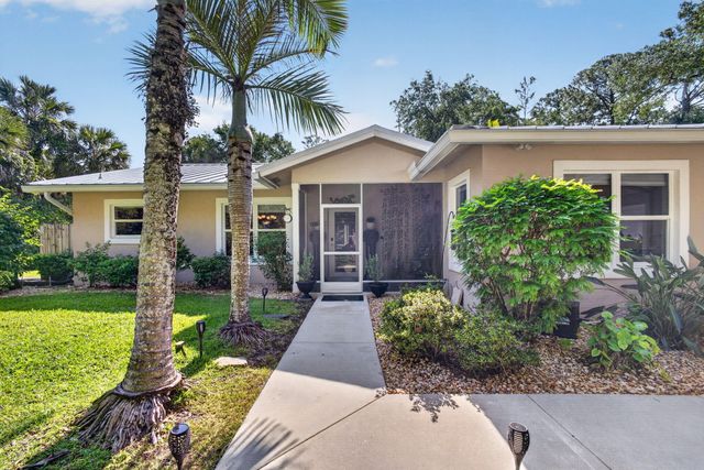 15678 95th Avenue N, Jupiter, FL 33478