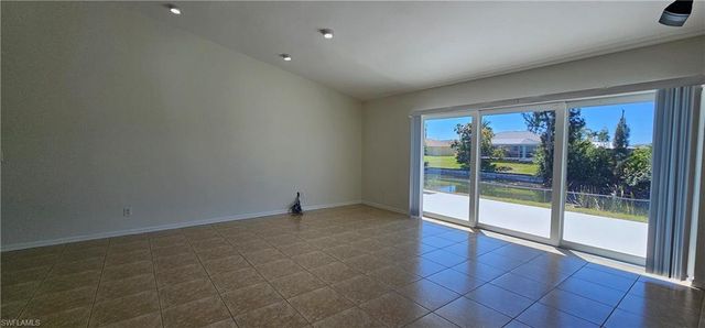 420 SE 15th TER, Cape Coral, FL 33990