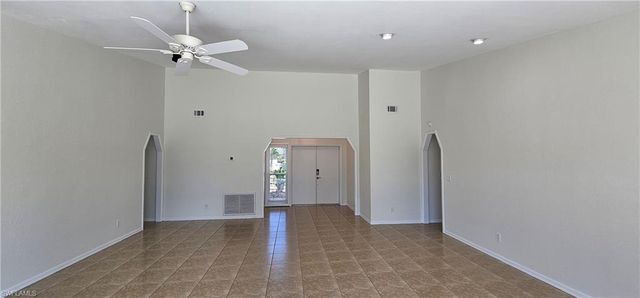 420 SE 15th TER, Cape Coral, FL 33990