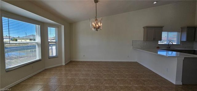 420 SE 15th TER, Cape Coral, FL 33990