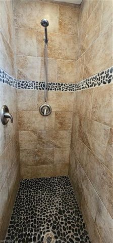 420 SE 15th TER, Cape Coral, FL 33990