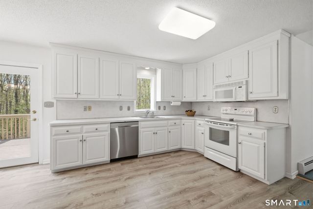 14 Deer Park Road, Bristol, CT 06010