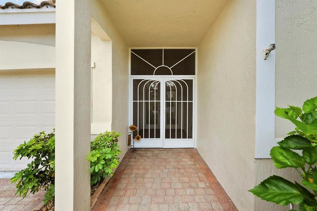 9486 Vercelli Street, Lake Worth, FL 33467