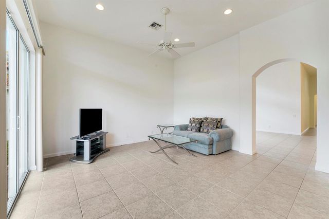 9486 Vercelli Street, Lake Worth, FL 33467