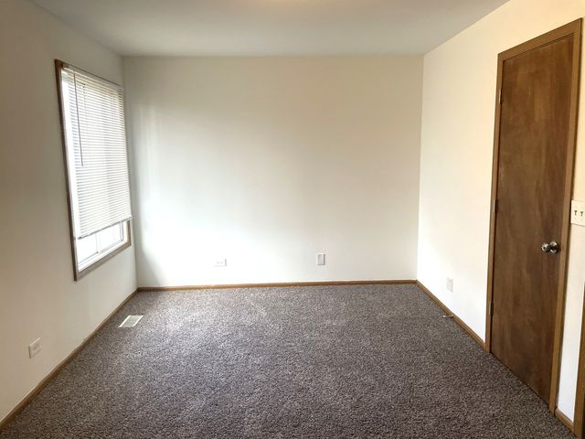 1740 Cumberland Road, Aurora, IL 60504