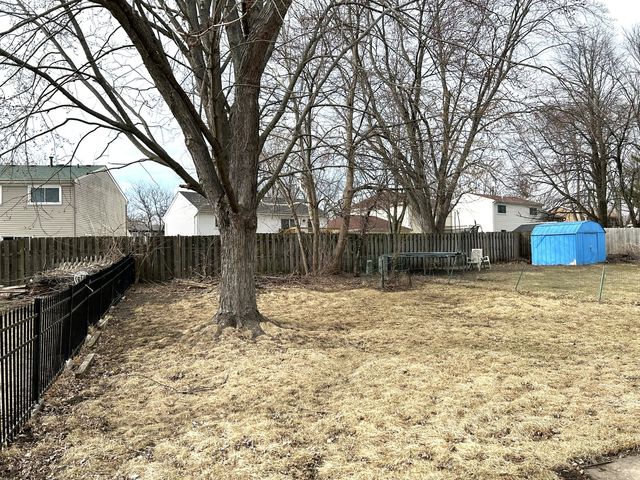 1740 Cumberland Road, Aurora, IL 60504