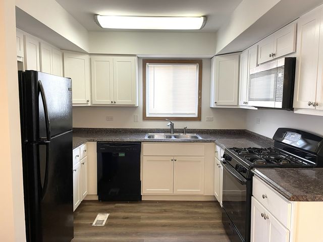 1740 Cumberland Road, Aurora, IL 60504