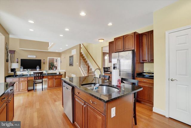 28 HUNT RUN DR, New Freedom, PA 17349