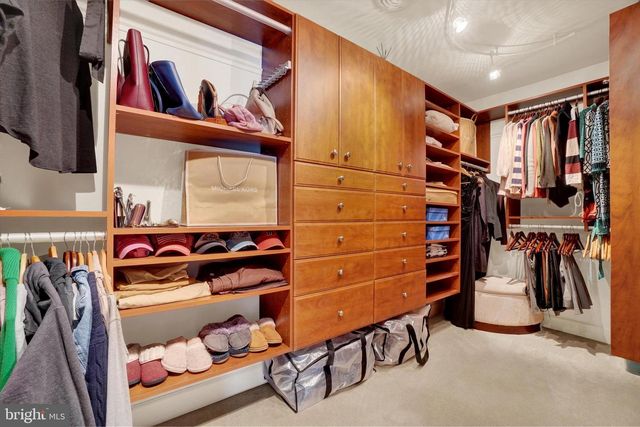 28 HUNT RUN DR, New Freedom, PA 17349