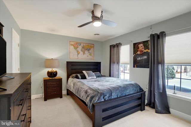 28 HUNT RUN DR, New Freedom, PA 17349