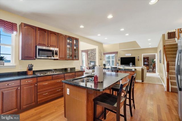 28 HUNT RUN DR, New Freedom, PA 17349