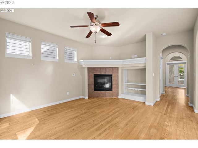 6148 Ne WHITEWOOD Dr, Hillsboro, OR 97124