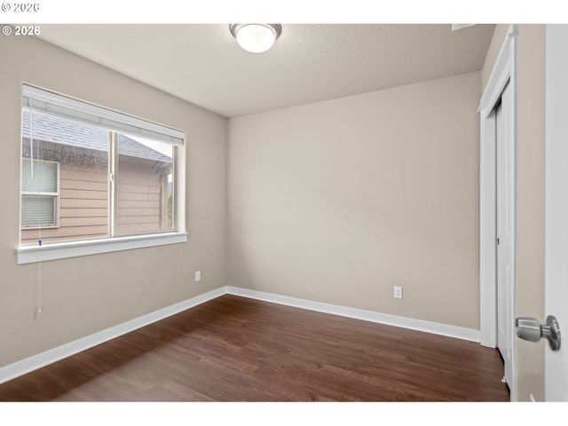 6148 Ne WHITEWOOD Dr, Hillsboro, OR 97124