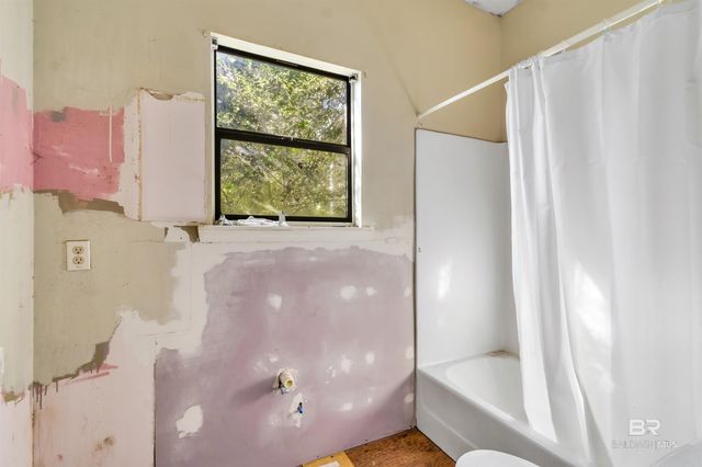 9944 John Hall Lane, Foley, AL 36535