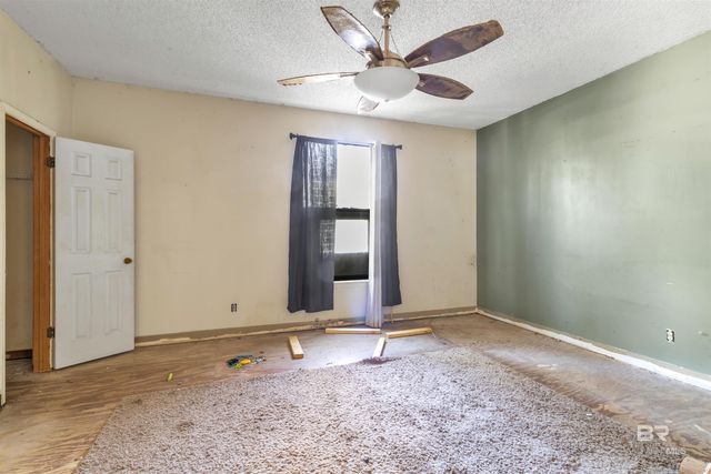 9944 John Hall Lane, Foley, AL 36535