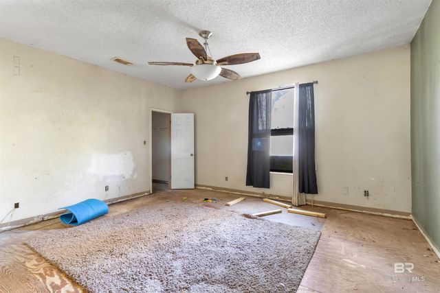 9944 John Hall Lane, Foley, AL 36535